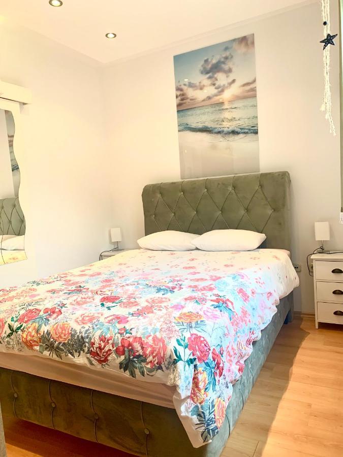 Happy Hours Rovinj Bagian luar foto