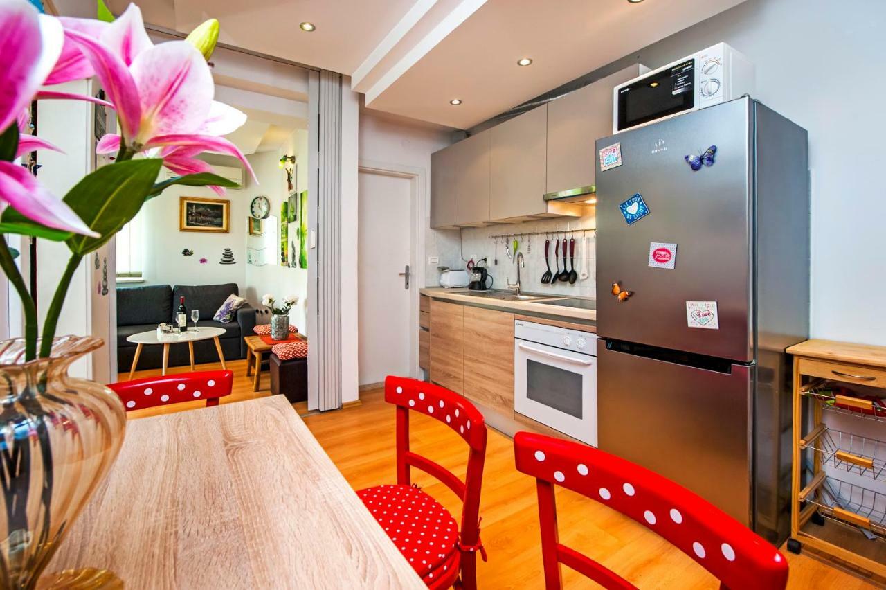 Happy Hours Rovinj Bagian luar foto